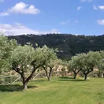 Sansivieri Bed & Breakfast 4*