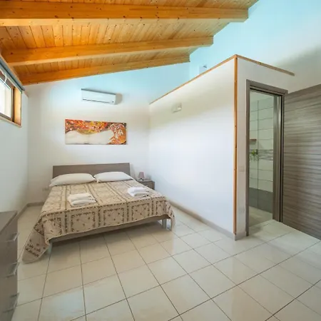 Bed & Breakfast Sansivieri