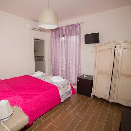 Sansivieri Nocleg ze śniadaniem Agropoli