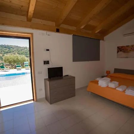 Sansivieri Nocleg ze śniadaniem