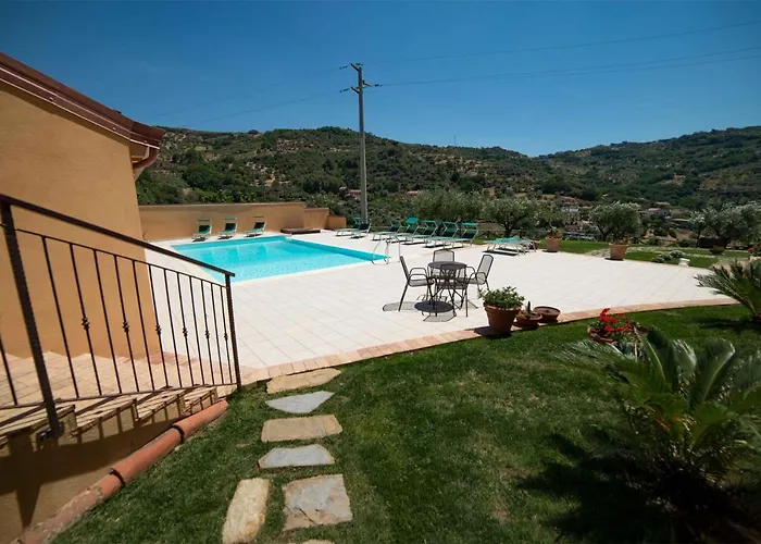 Sansivieri Bed & Breakfast 4*